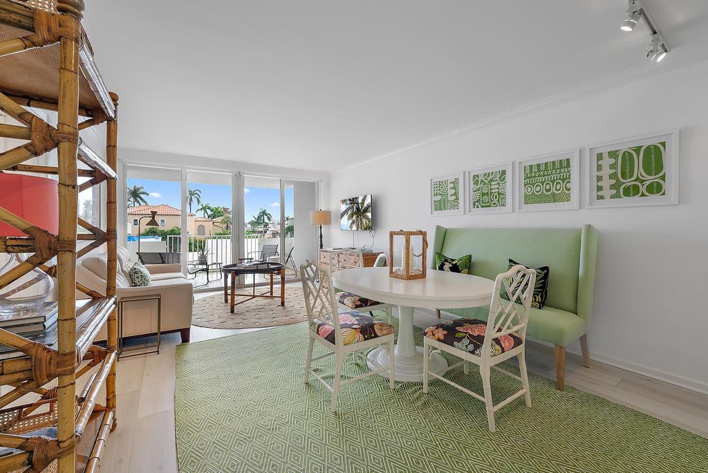 Photo of 401 Peruvian Avenue #3030, Palm Beach, FL 33480 (MLS # R11099788)