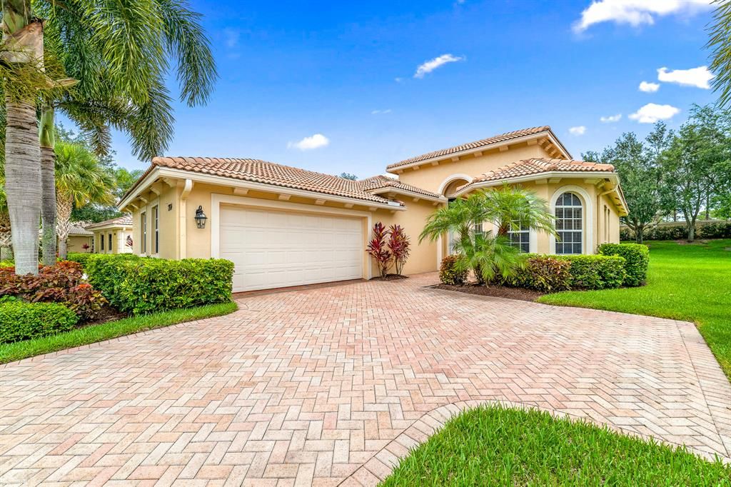 Photo of 7104 Maidstone Drive, Port Saint Lucie, FL 34986 (MLS # R10726060)