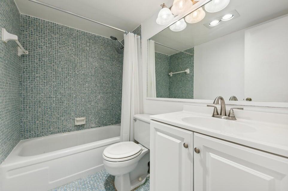 VENTNOR E CONDO - Residential