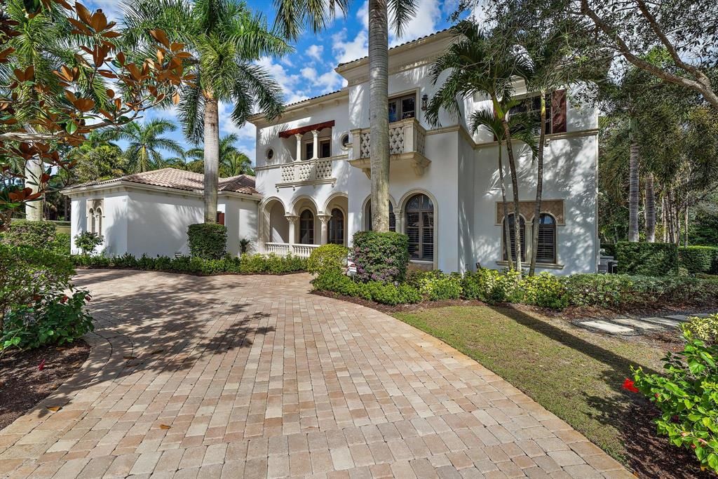 Photo of 11721 Cardena Court, Palm Beach Gardens, FL 33418 (MLS # R10691941)