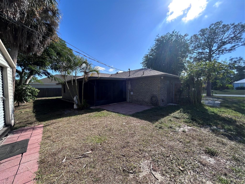 Palm Trails - Residential