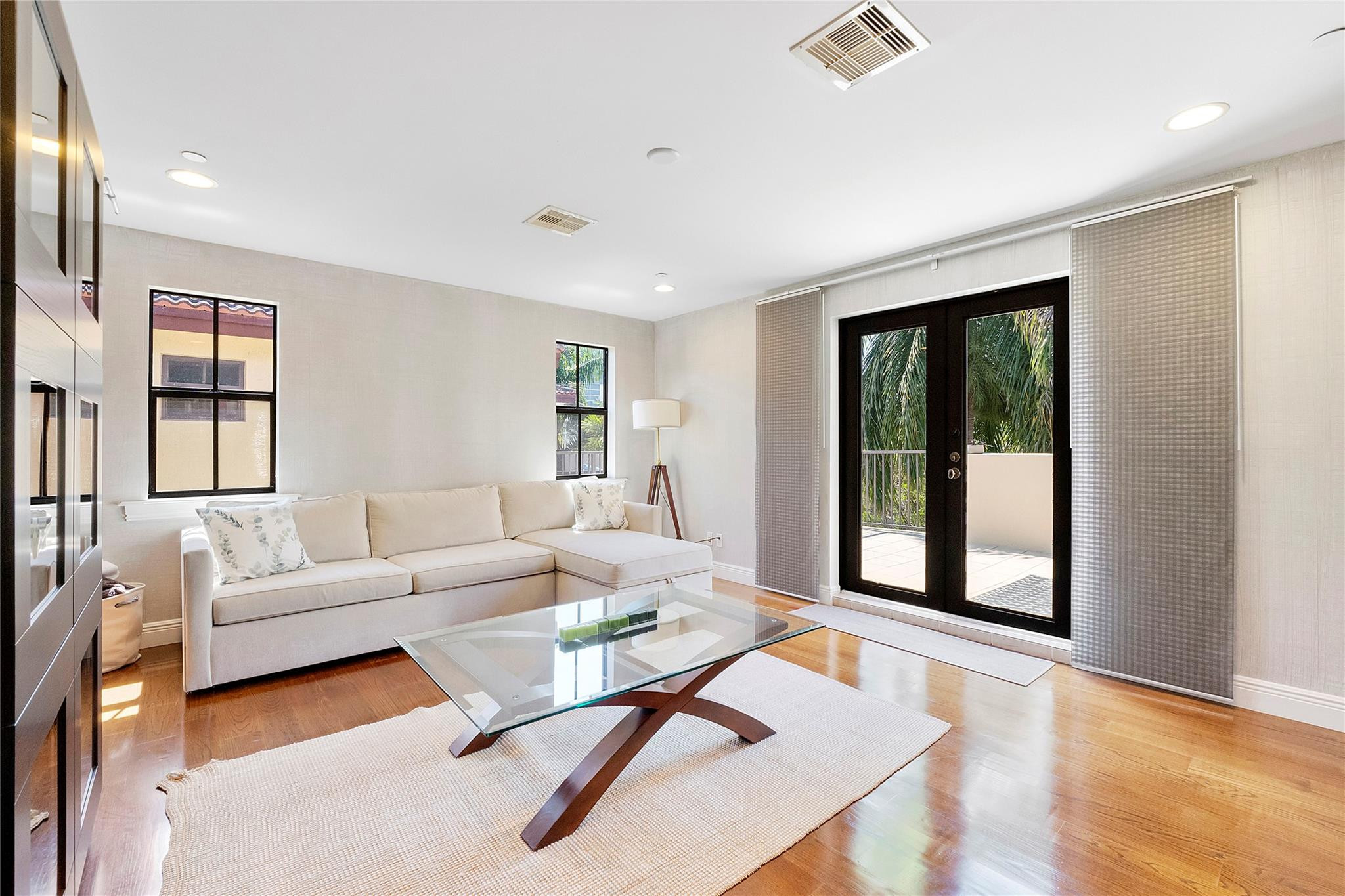 Courtyard Townhomes - Residential