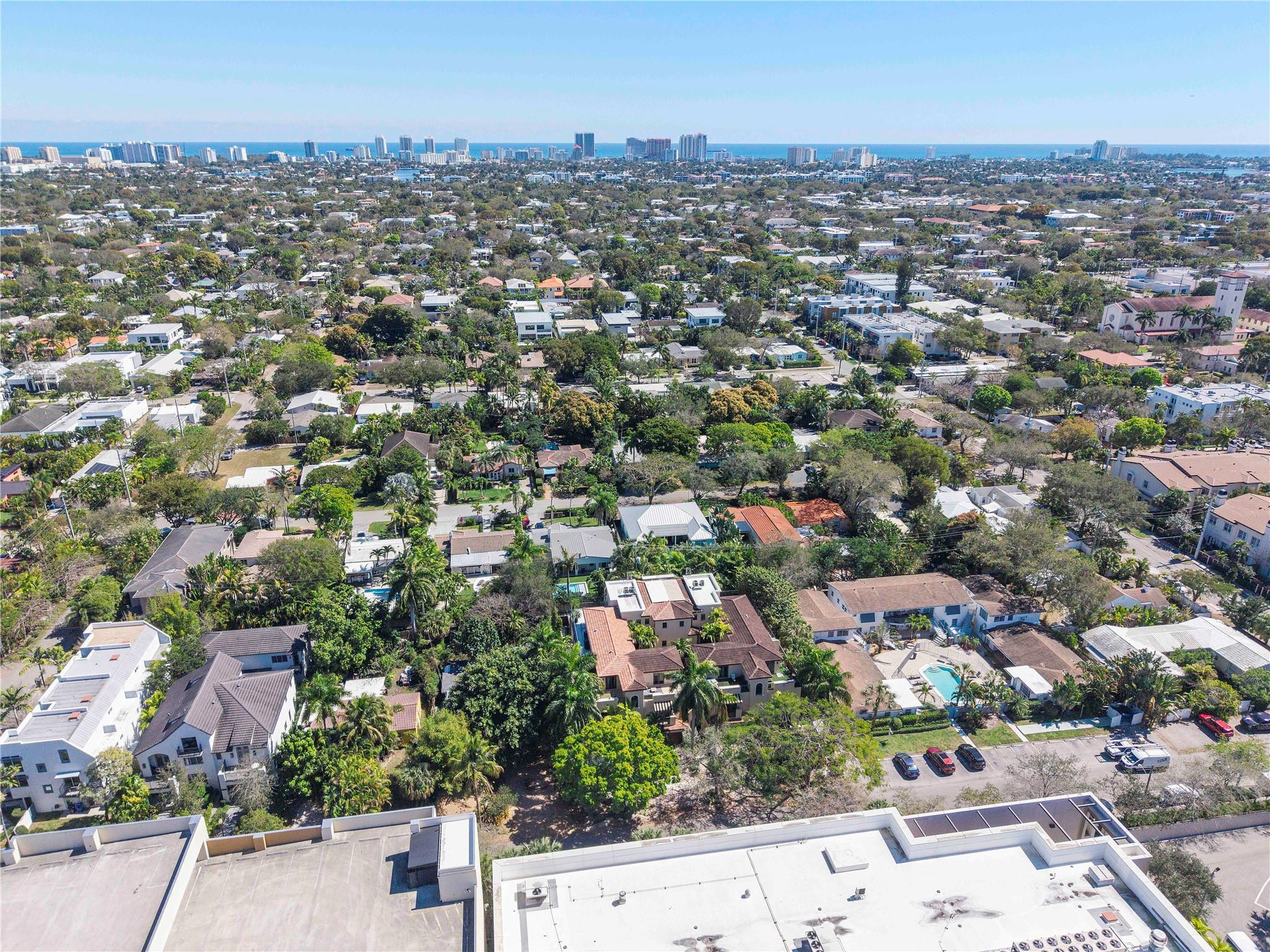 Courtyard Townhomes - Residential
