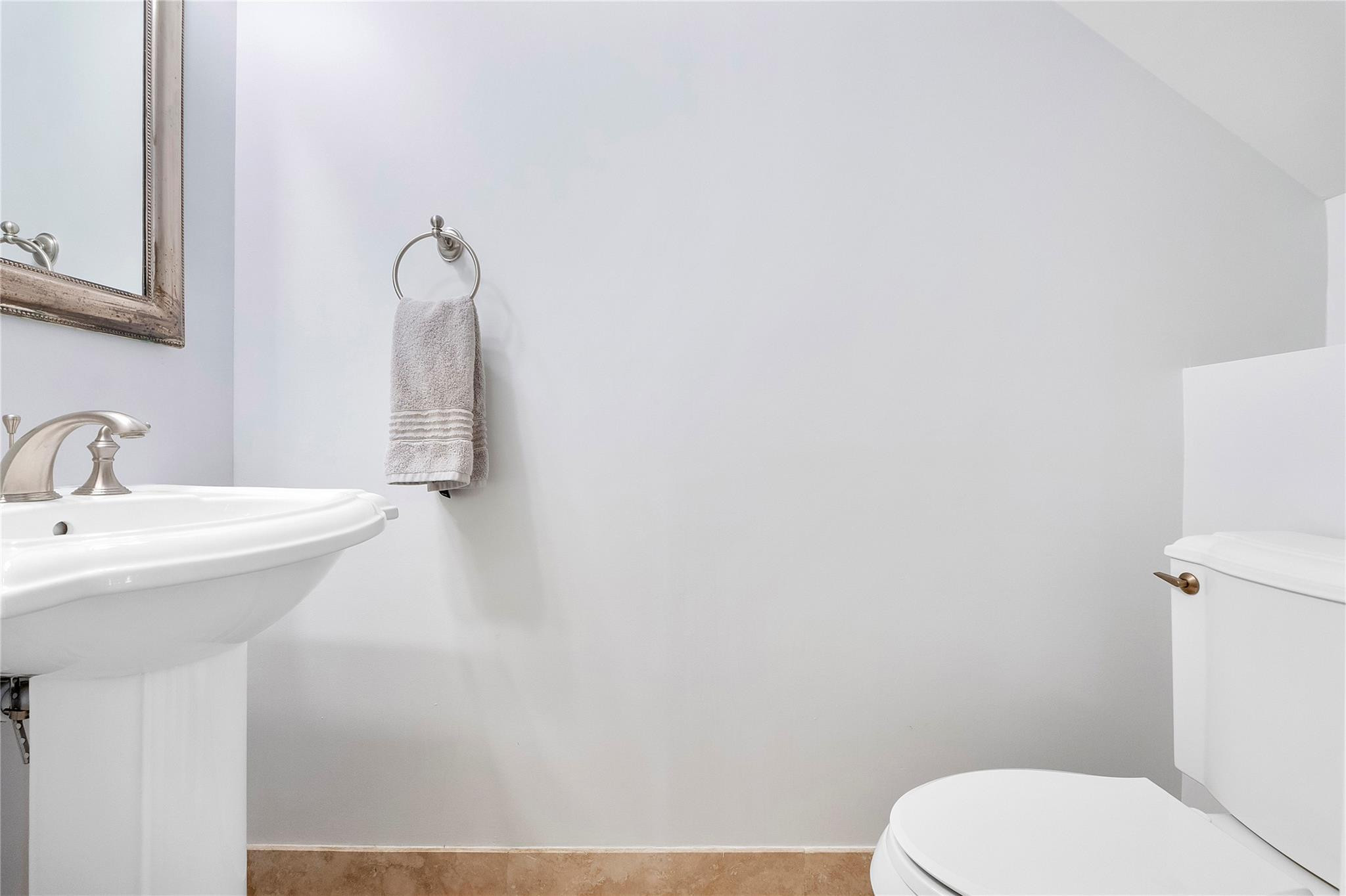 Courtyard Townhomes - Residential