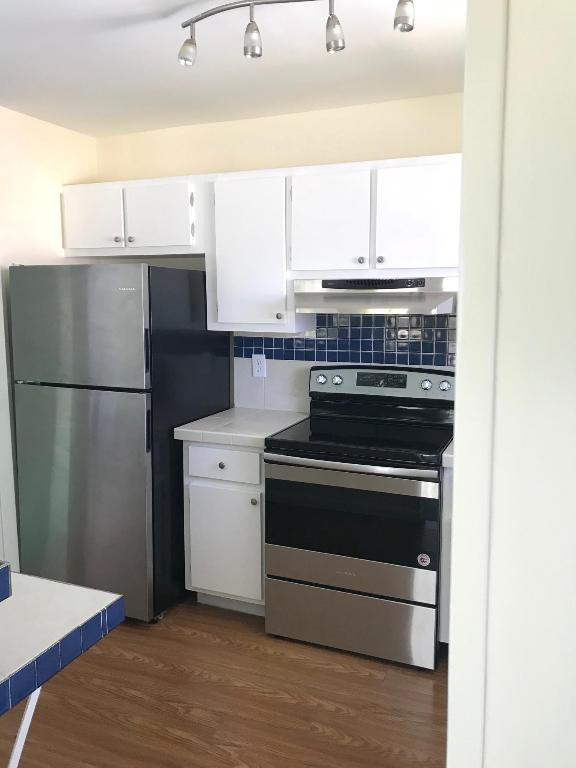 TOWN & COUNTRY ESTATES CONDO - Residential Lease