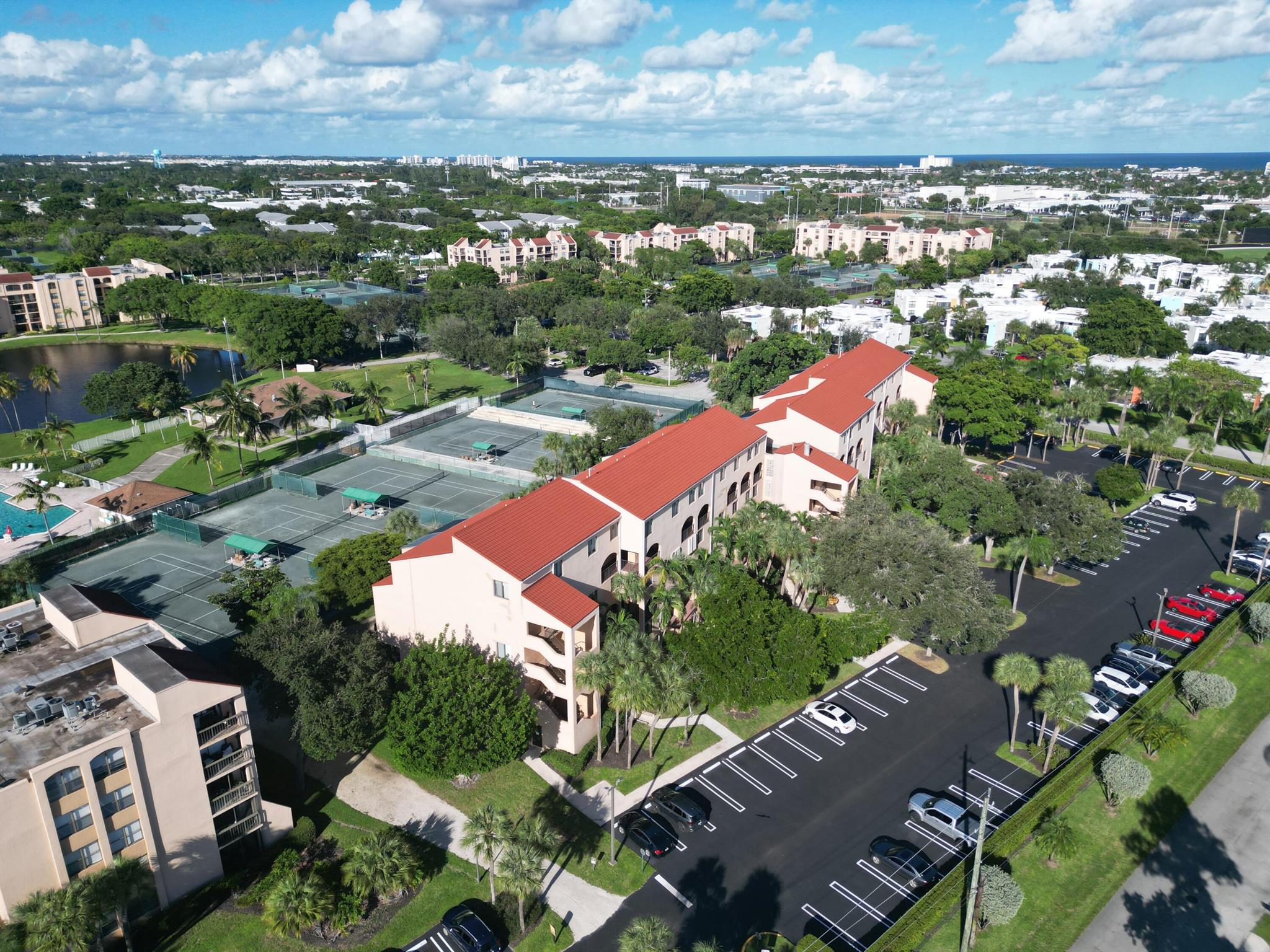 LAVERS DELRAY RACQUET CLU - Residential Lease