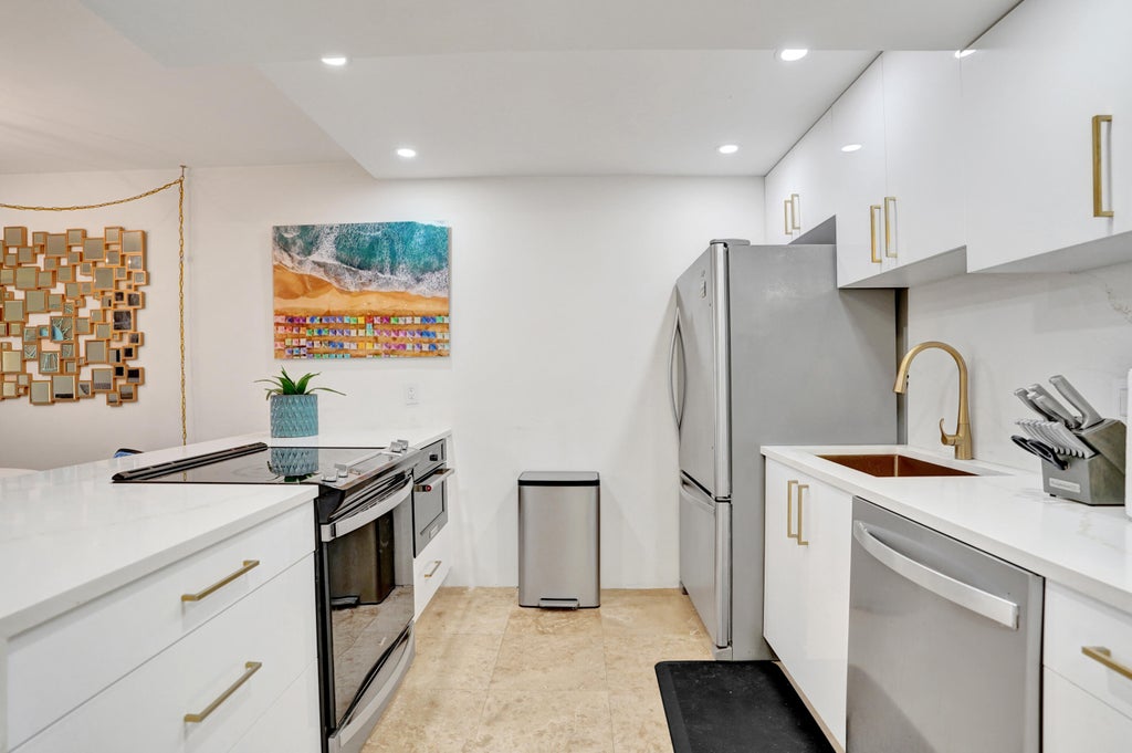 Photo of 755 Dotterel Road #1112, Delray Beach, FL 33444 (MLS # R11133572)