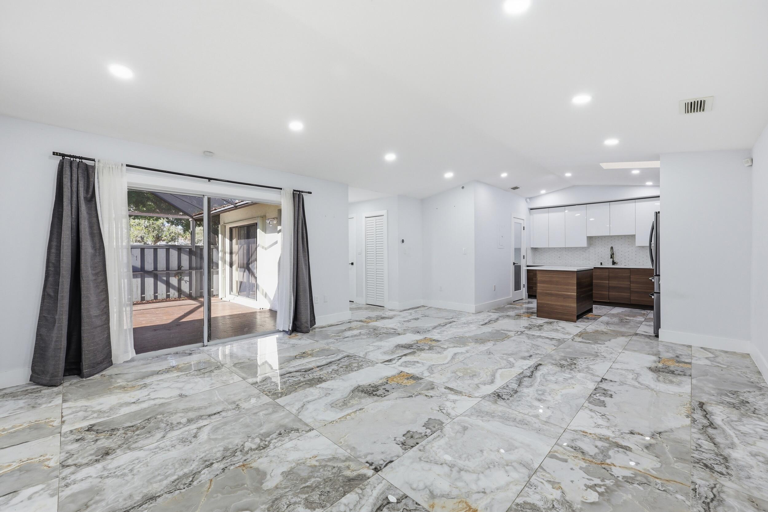 LONGWOOD VILLAGE PHASE 3A - Residential