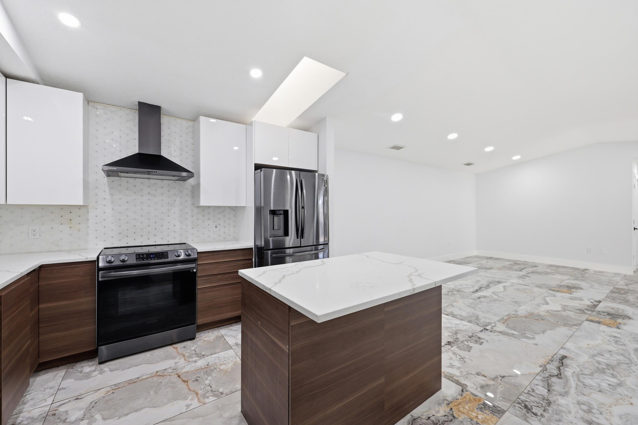 LONGWOOD VILLAGE PHASE 3A - Residential