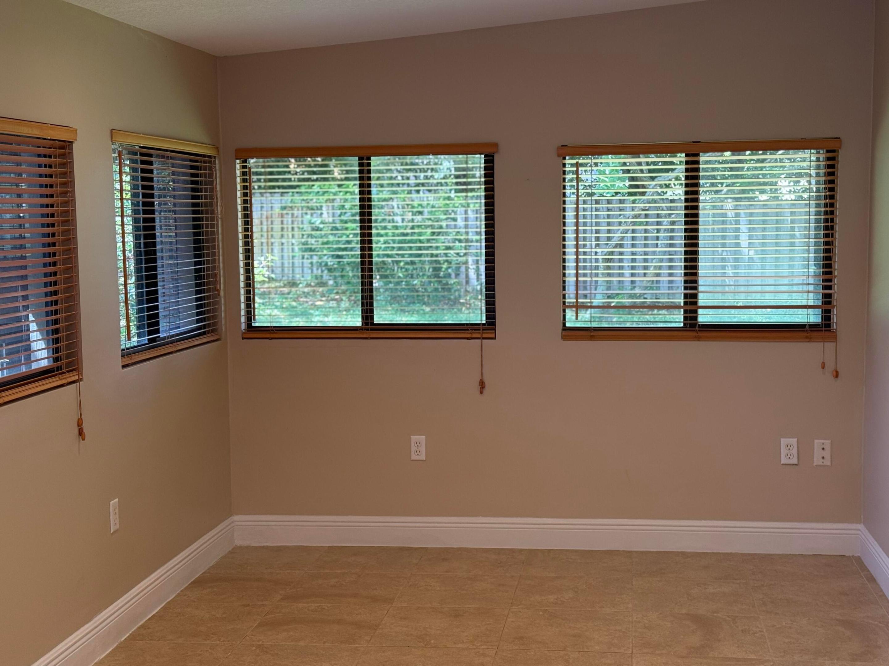 KNOB HILL SUB - Residential