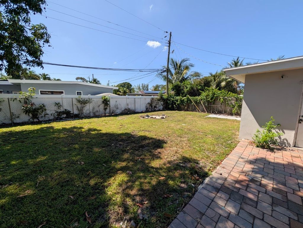 Photo of 180 Penn Way, Fort Lauderdale, FL 33312 (MLS # B26036711)