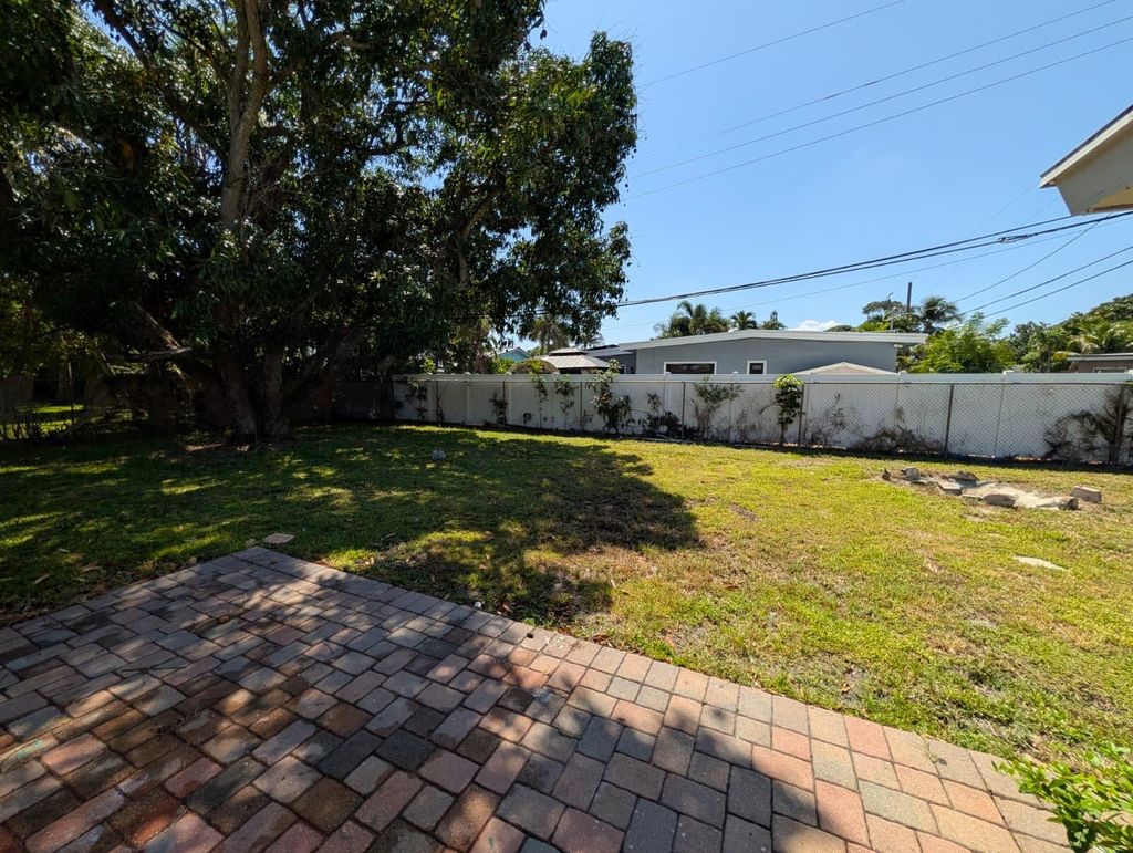 Photo of 180 Penn Way, Fort Lauderdale, FL 33312 (MLS # B26036711)