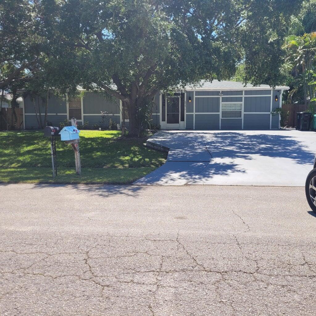 PORT ST LUCIE SECTION 25 - Residential