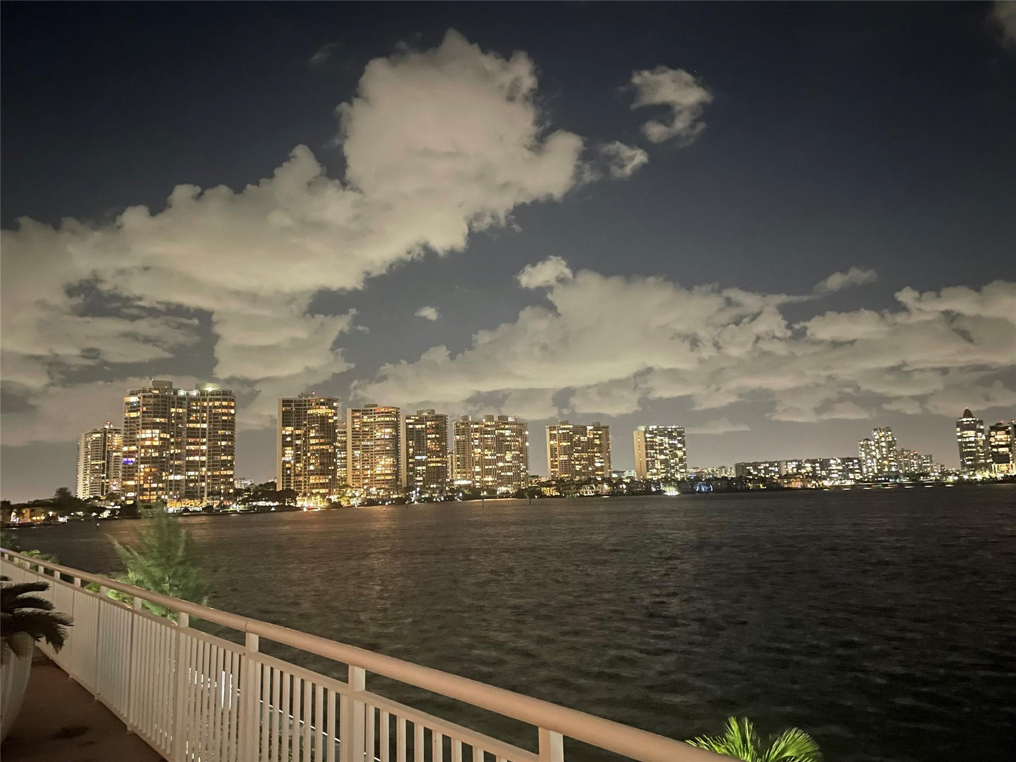 winston towers - Residential