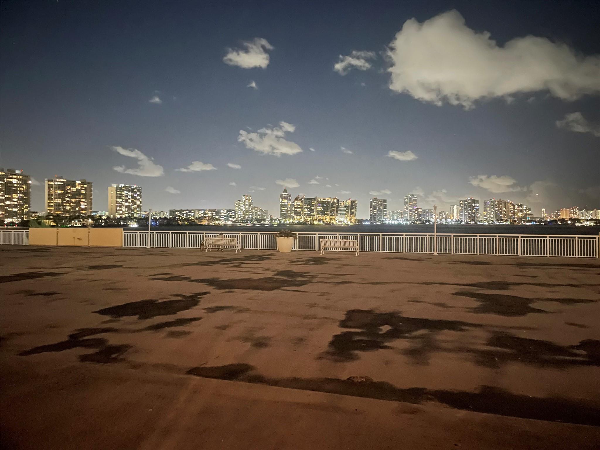 winston towers - Residential