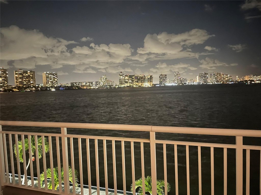 winston towers - Residential