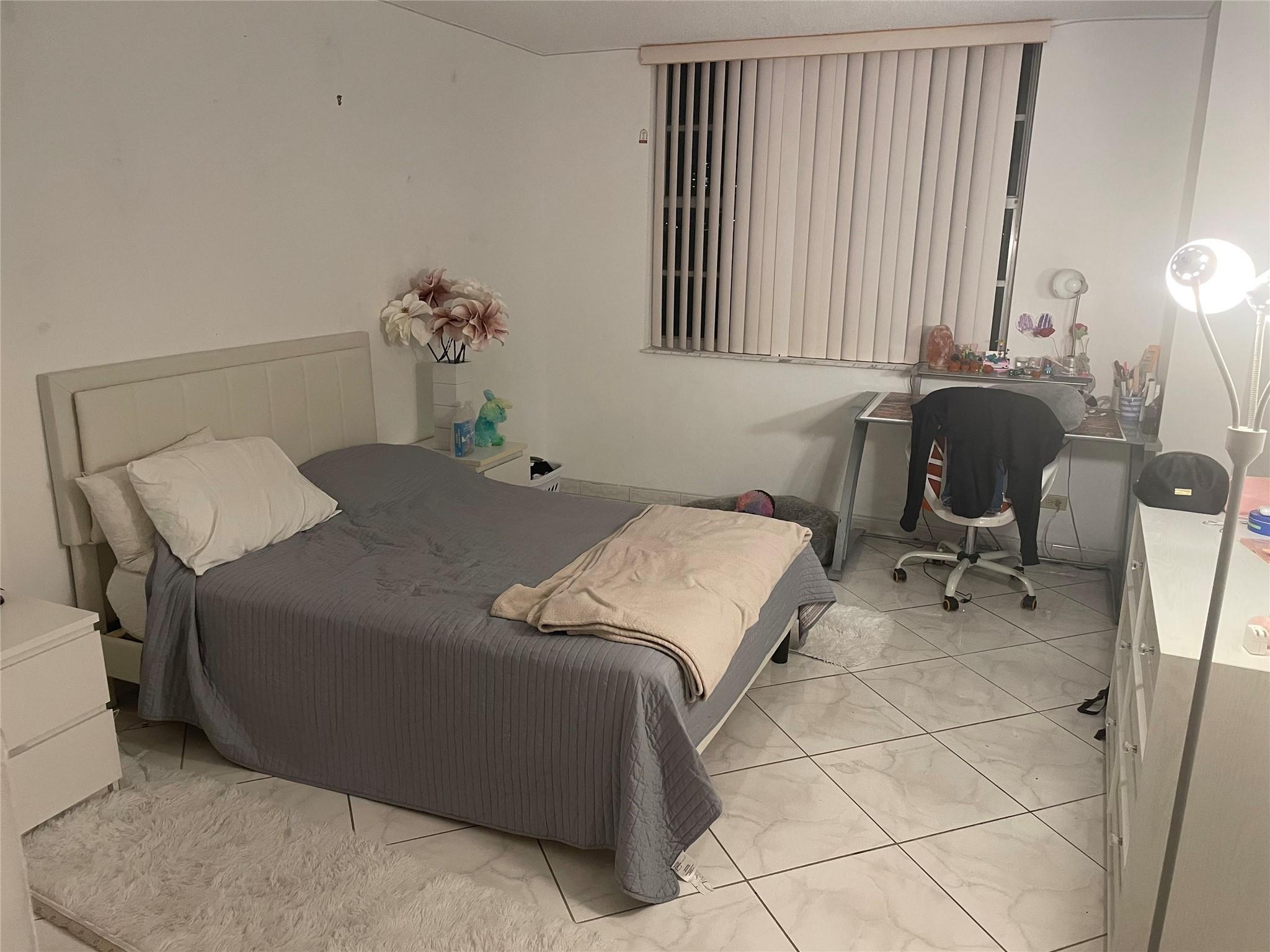 winston towers - Residential