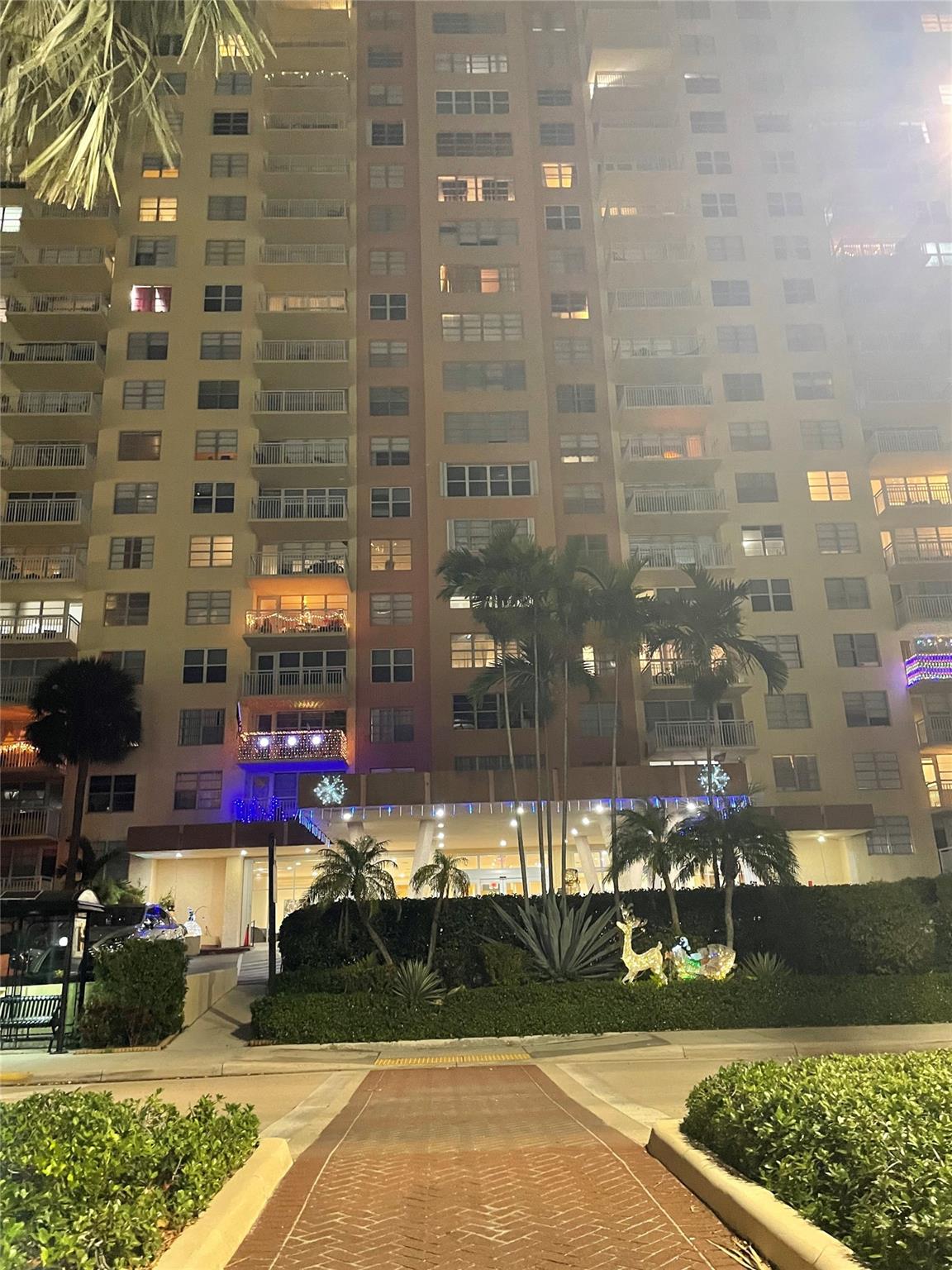 winston towers - Residential