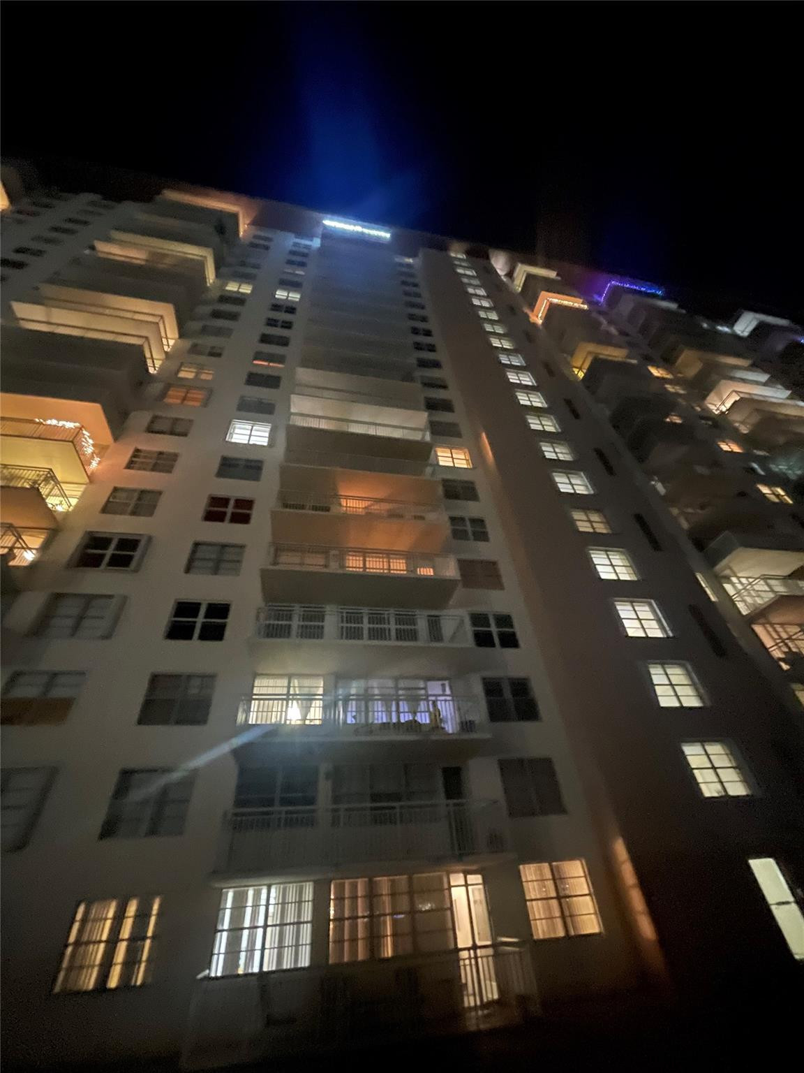 winston towers - Residential