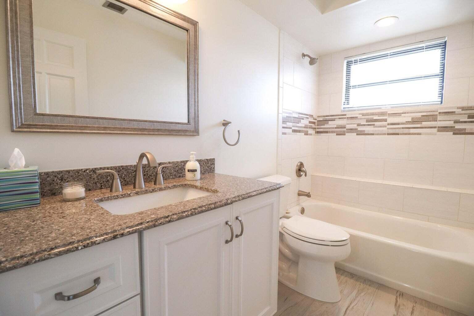 SEAGATE HARBOR - Residential Lease