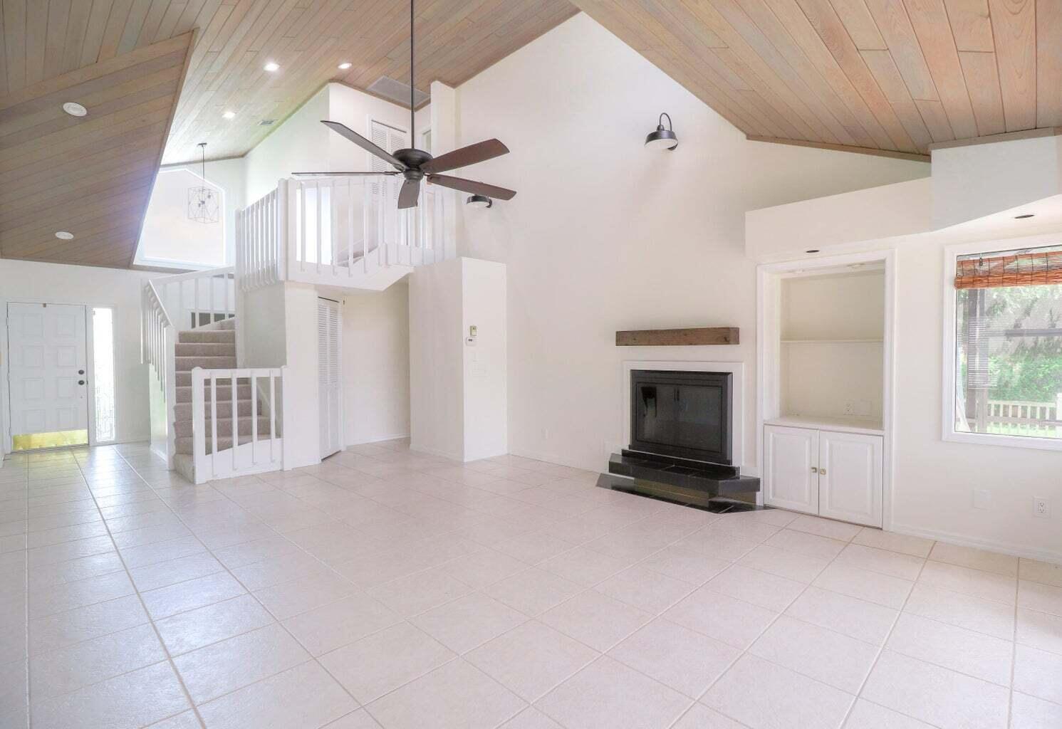 SEAGATE HARBOR - Residential Lease