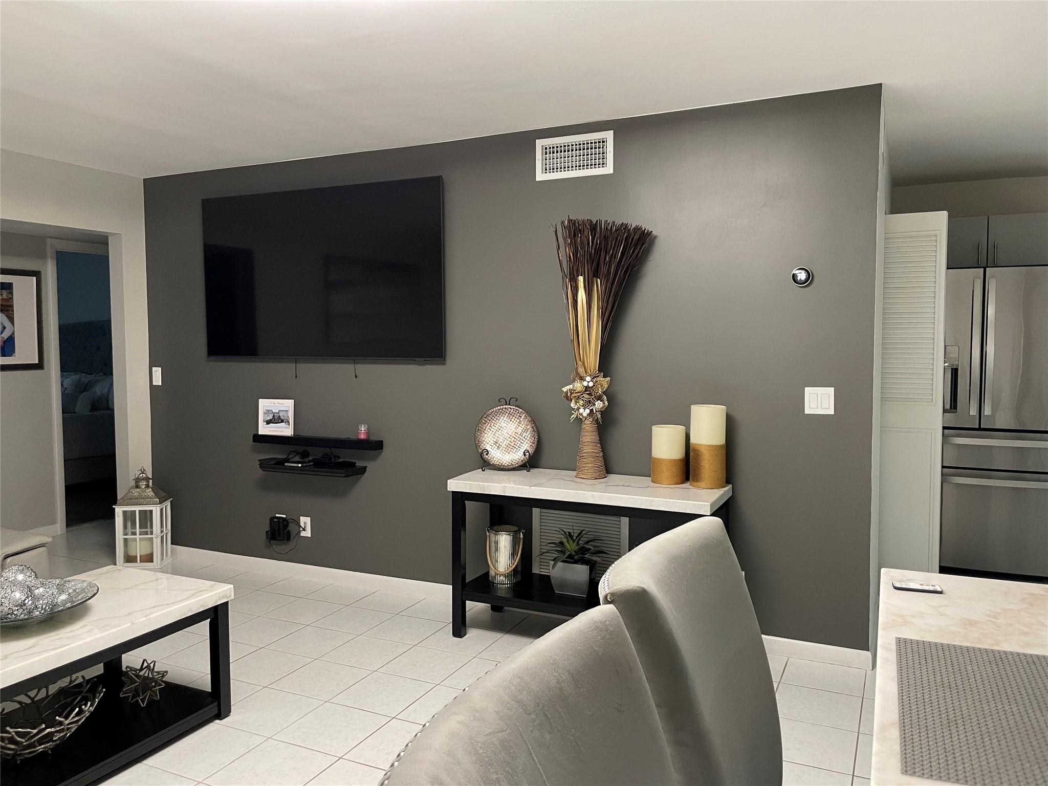 113 Lake Pince Circle C-1