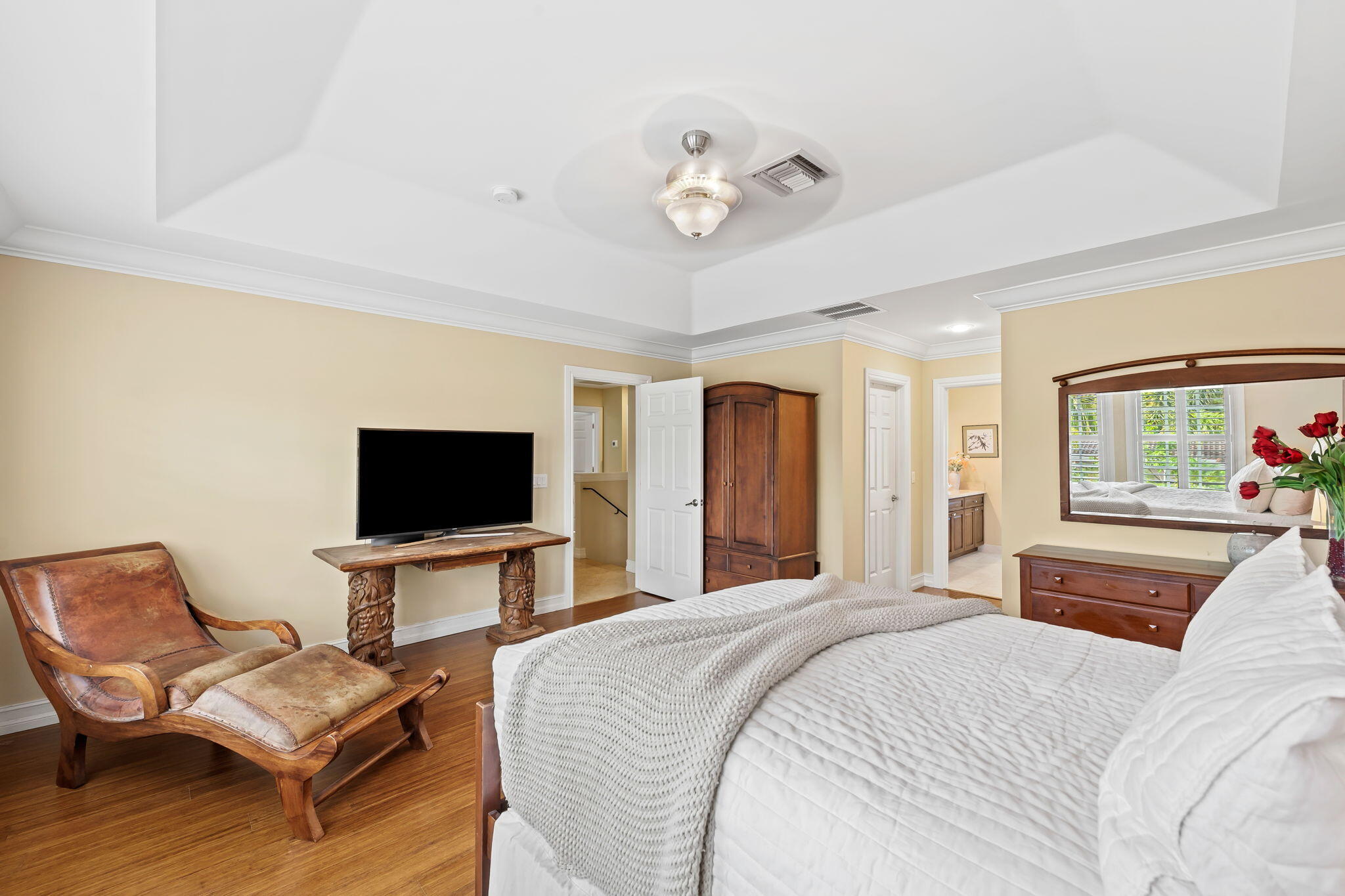 RIVER OAKS - Residential