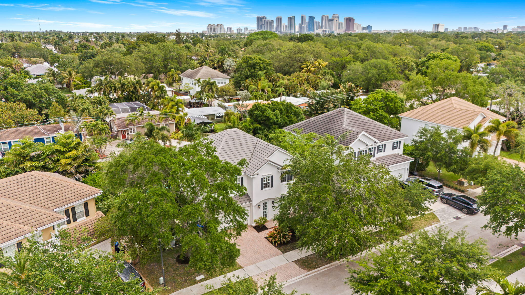 RIVER OAKS - Residential