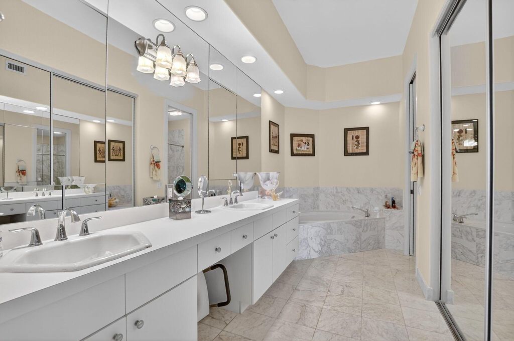 Photo of 19885 Planters Boulevard #D, Boca Raton, FL 33434 (MLS # R11108917)