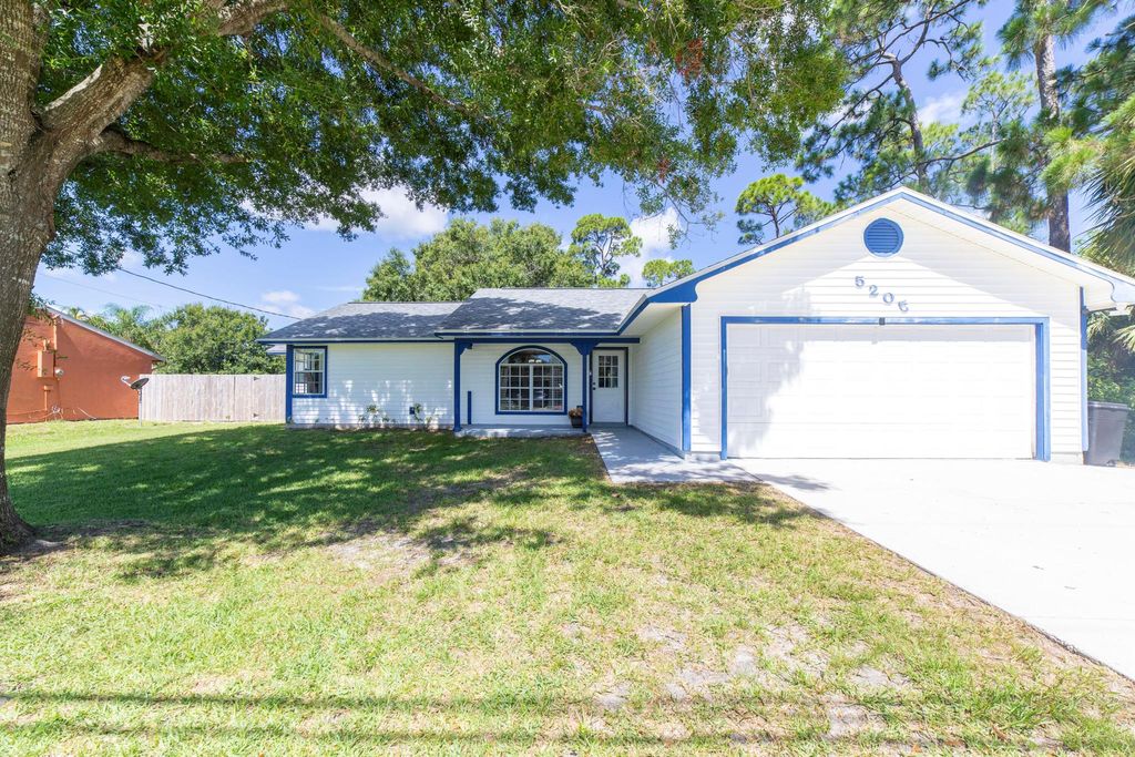 Photo of 5205 Birch Drive, Fort Pierce, FL 34982 (MLS # R11000150)