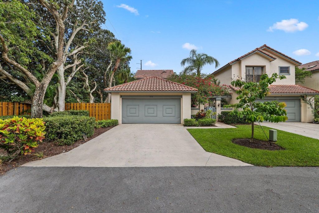 Photo of 5518 Croydon Court, Boca Raton, FL 33486 (MLS # R11069416)