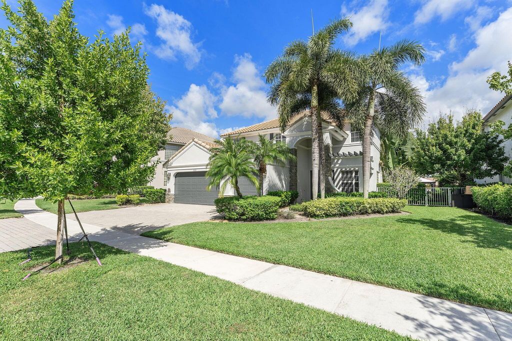 Photo of 10133 Cobblestone Creek Drive, Boynton Beach, FL 33472 (MLS # R11115612)