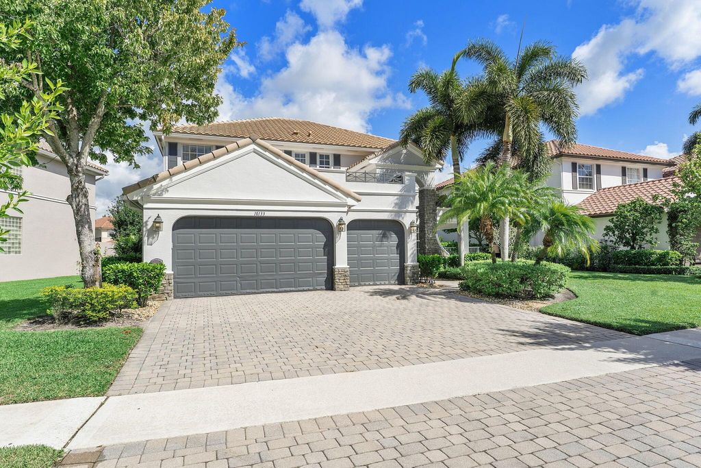 Photo of 10133 Cobblestone Creek Drive, Boynton Beach, FL 33472 (MLS # R11115612)