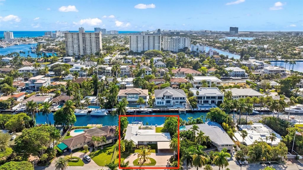 Photo of 26 Pelican Dr, Fort Lauderdale, FL 33301 (MLS # F10539332)