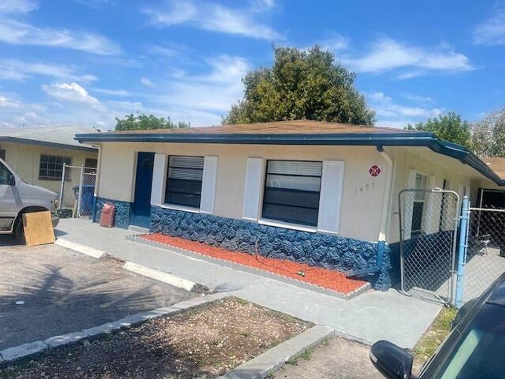 Photo of 1451 NW 20th Court #A-b, Fort Lauderdale, FL 33311 (MLS # B26007003)