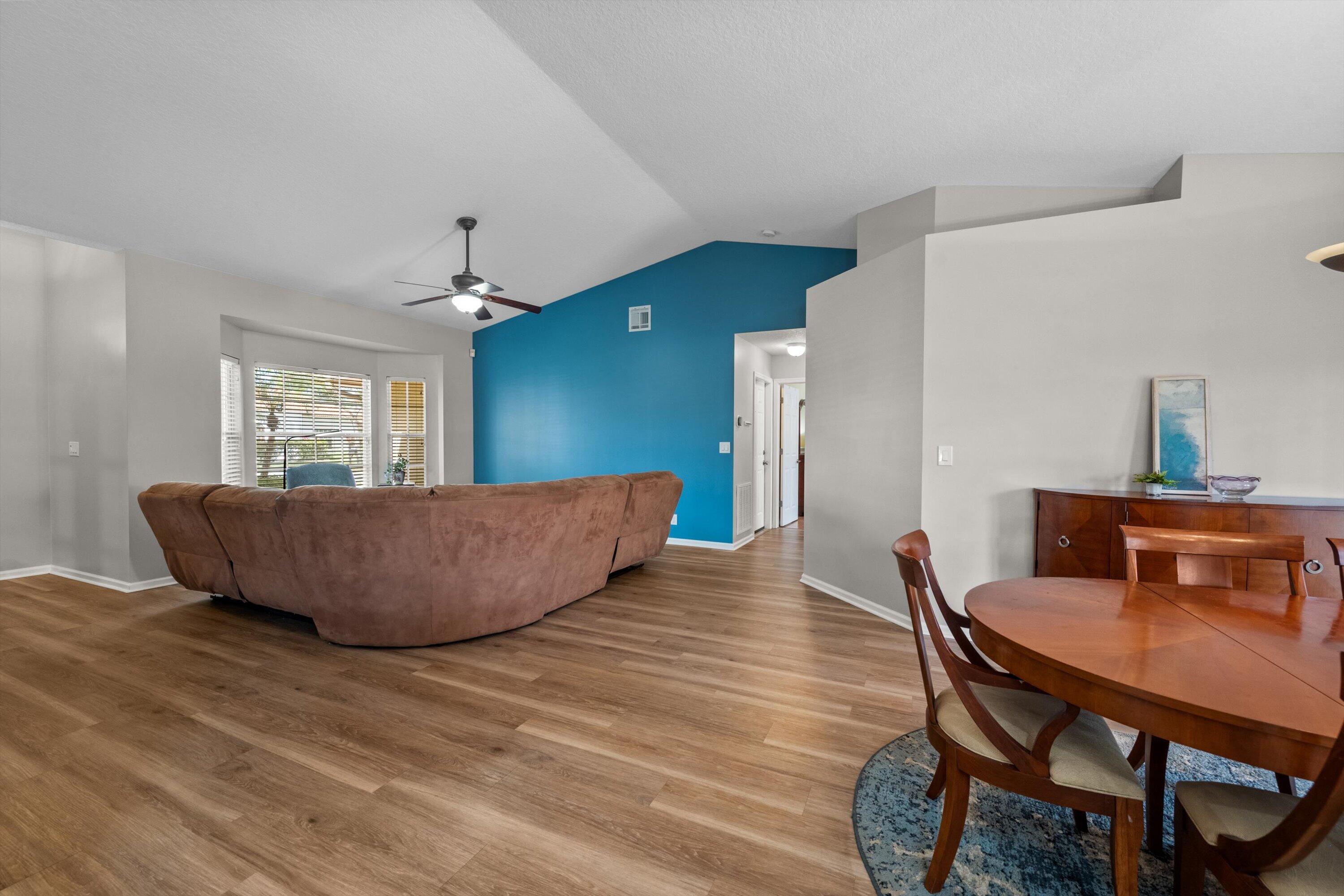 CYPRESS HEAD UNIT 2 - Residential