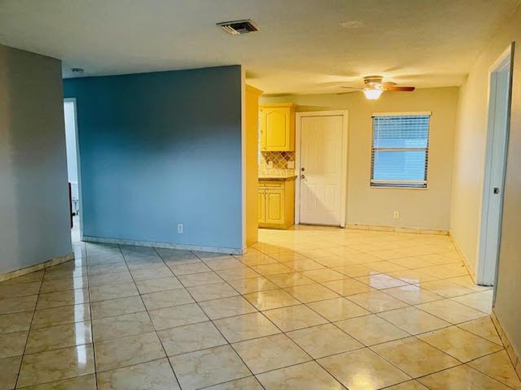 Photo of 4491 NW 1st Terrace, Deerfield Beach, FL 33064 (MLS # R11067411)