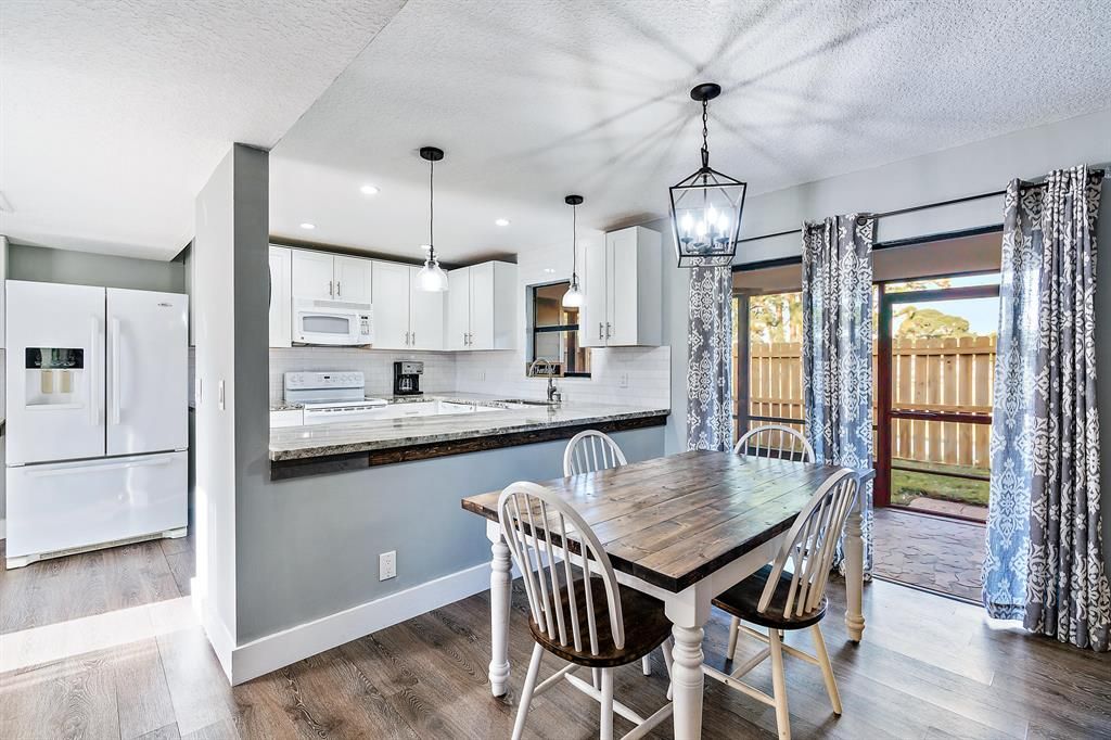 Photo of 103 Lakewood Drive #23b, Jupiter, FL 33458 (MLS # R10742631)