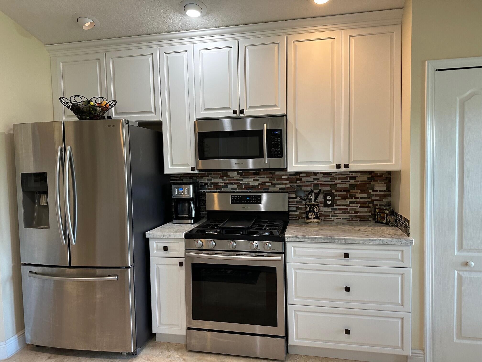 EGRET COVE AT MAPLEWOOD - Residential