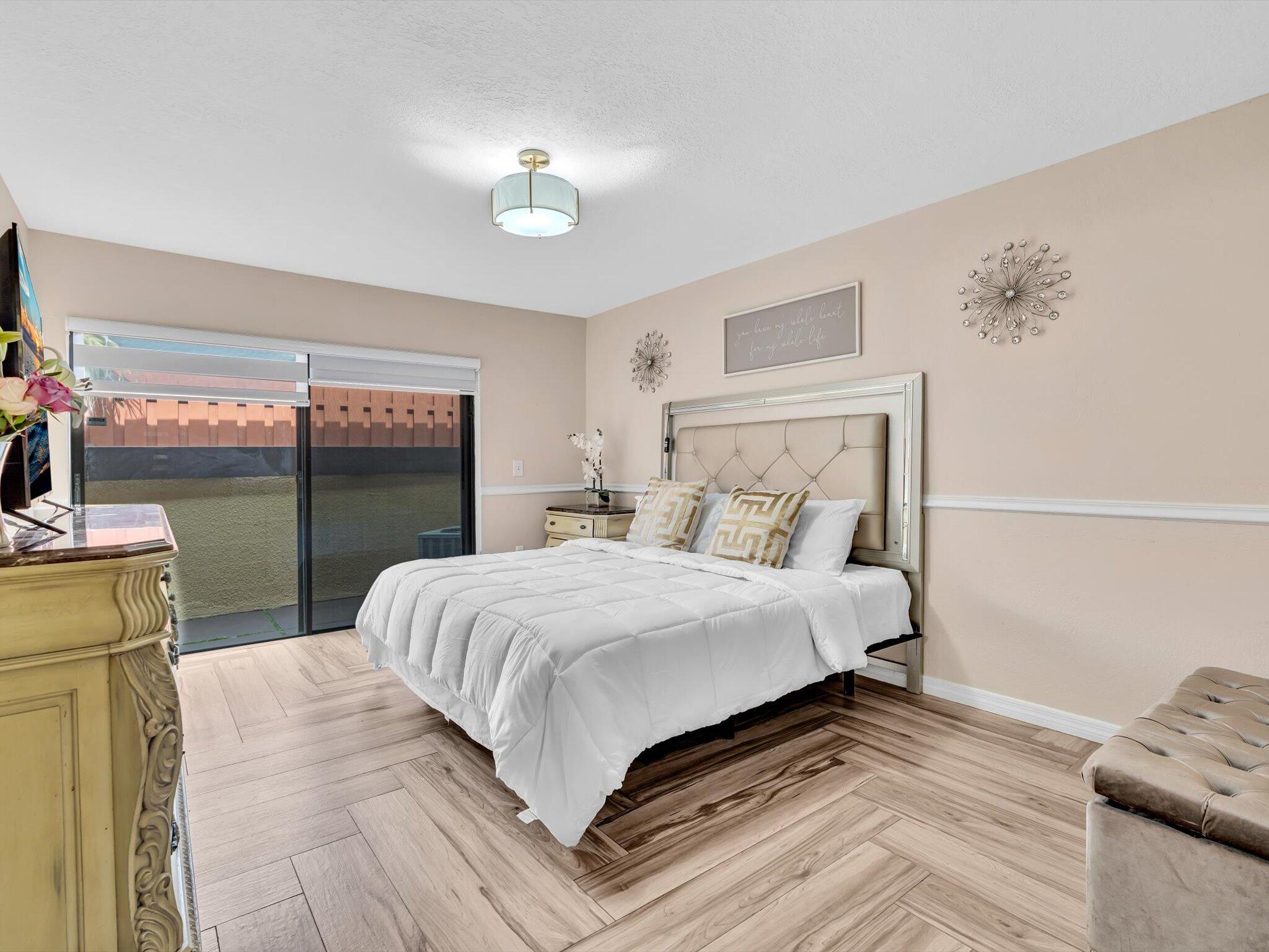 SKY LAKE VILLAS FIRST ADDN TO - Residential