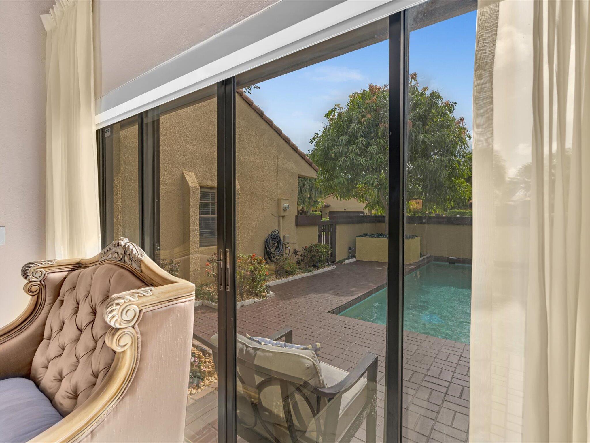 SKY LAKE VILLAS FIRST ADDN TO - Residential