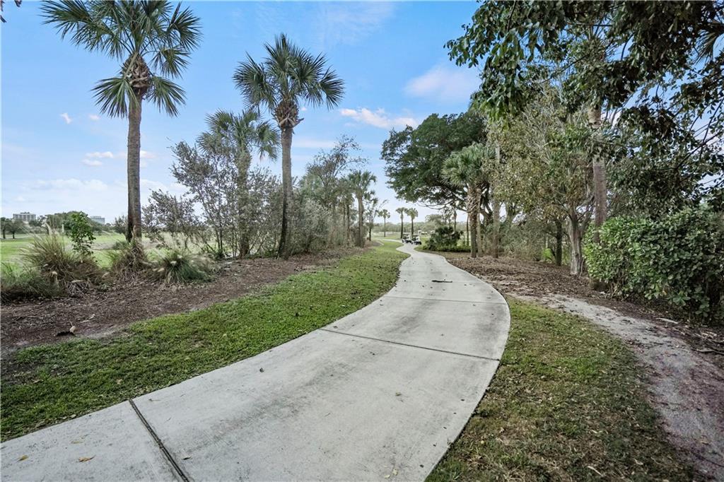 LANDS OF THE PRESIDENT - Residential