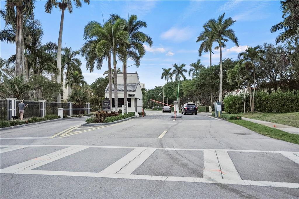 LANDS OF THE PRESIDENT - Residential