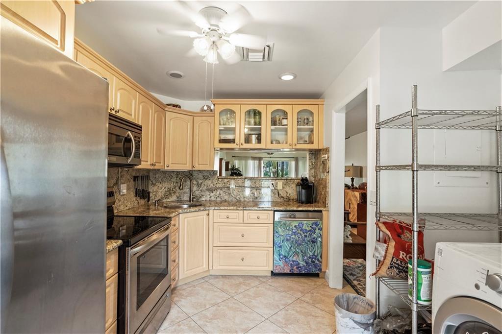 LANDS OF THE PRESIDENT - Residential