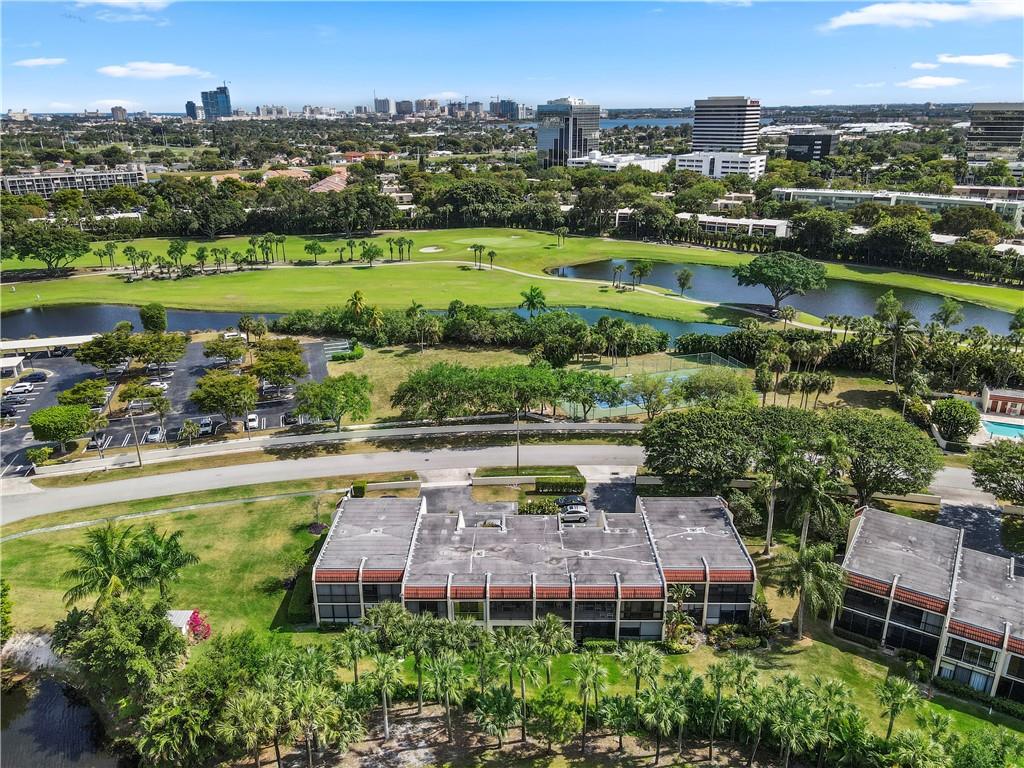 LANDS OF THE PRESIDENT - Residential