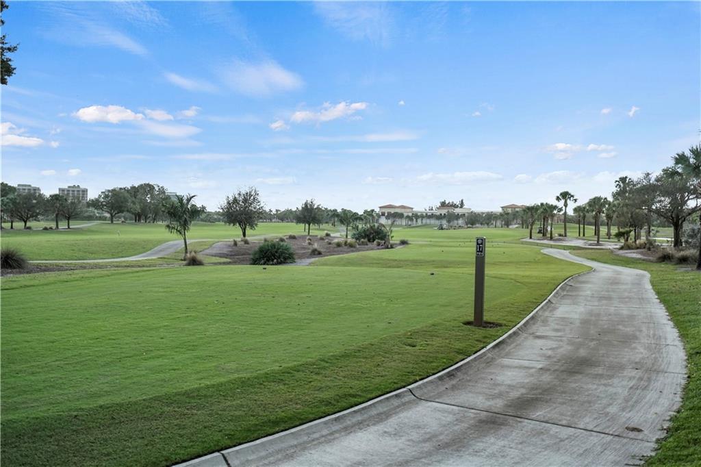 LANDS OF THE PRESIDENT - Residential