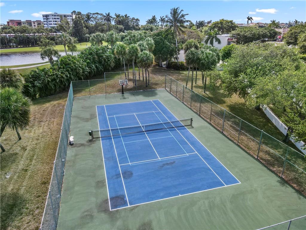 LANDS OF THE PRESIDENT - Residential