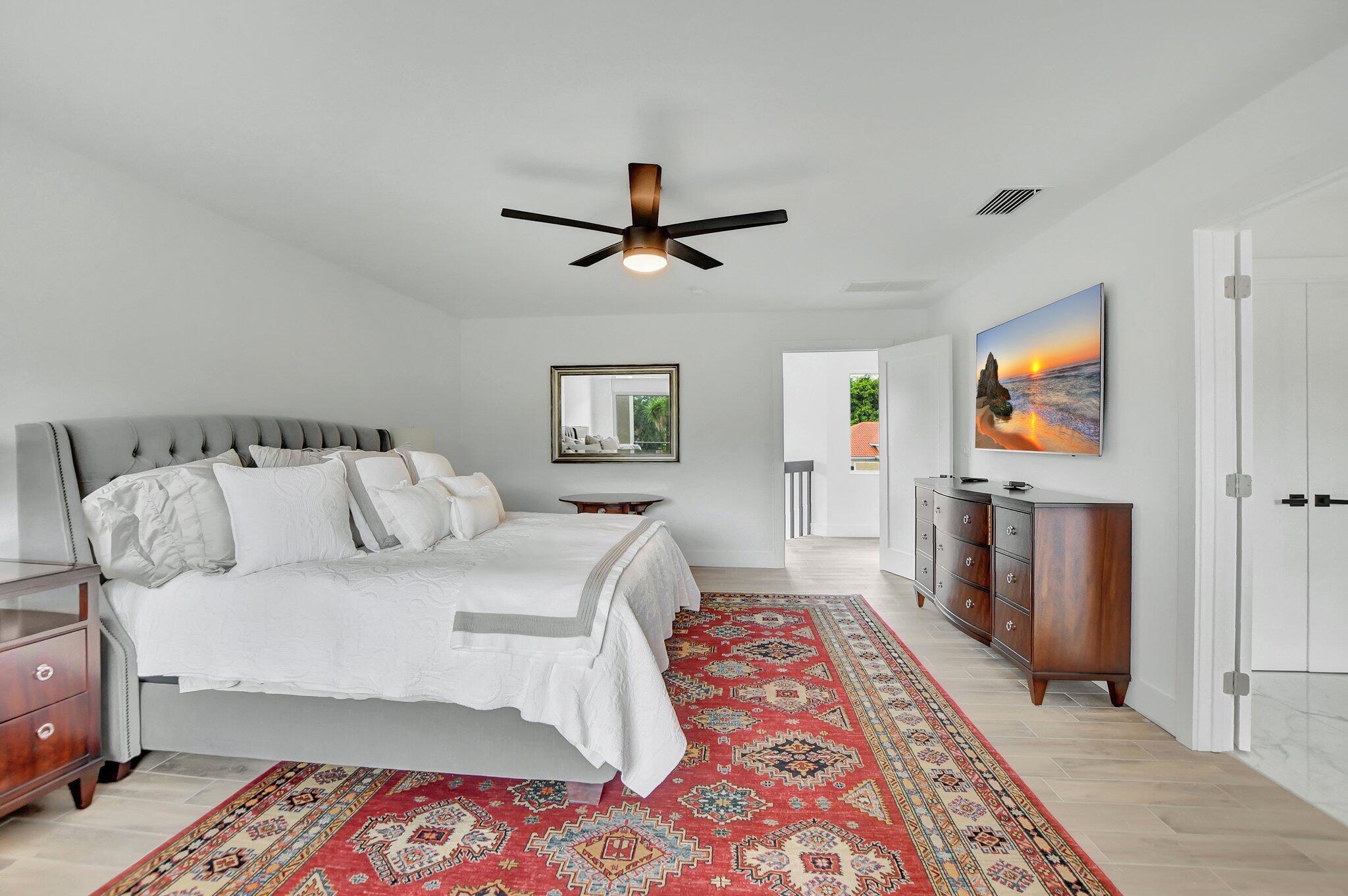 LOS RAYOS DE SOL - Residential Lease