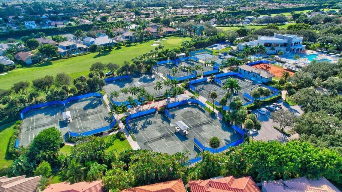 LOS RAYOS DE SOL - Residential Lease
