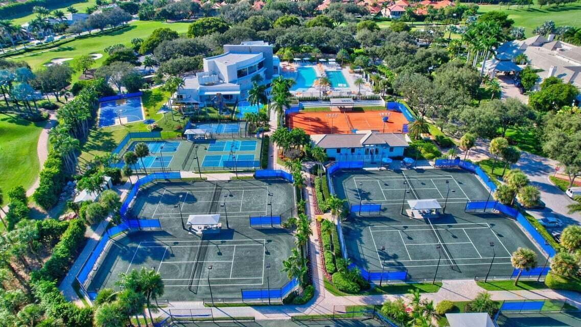 LOS RAYOS DE SOL - Residential Lease